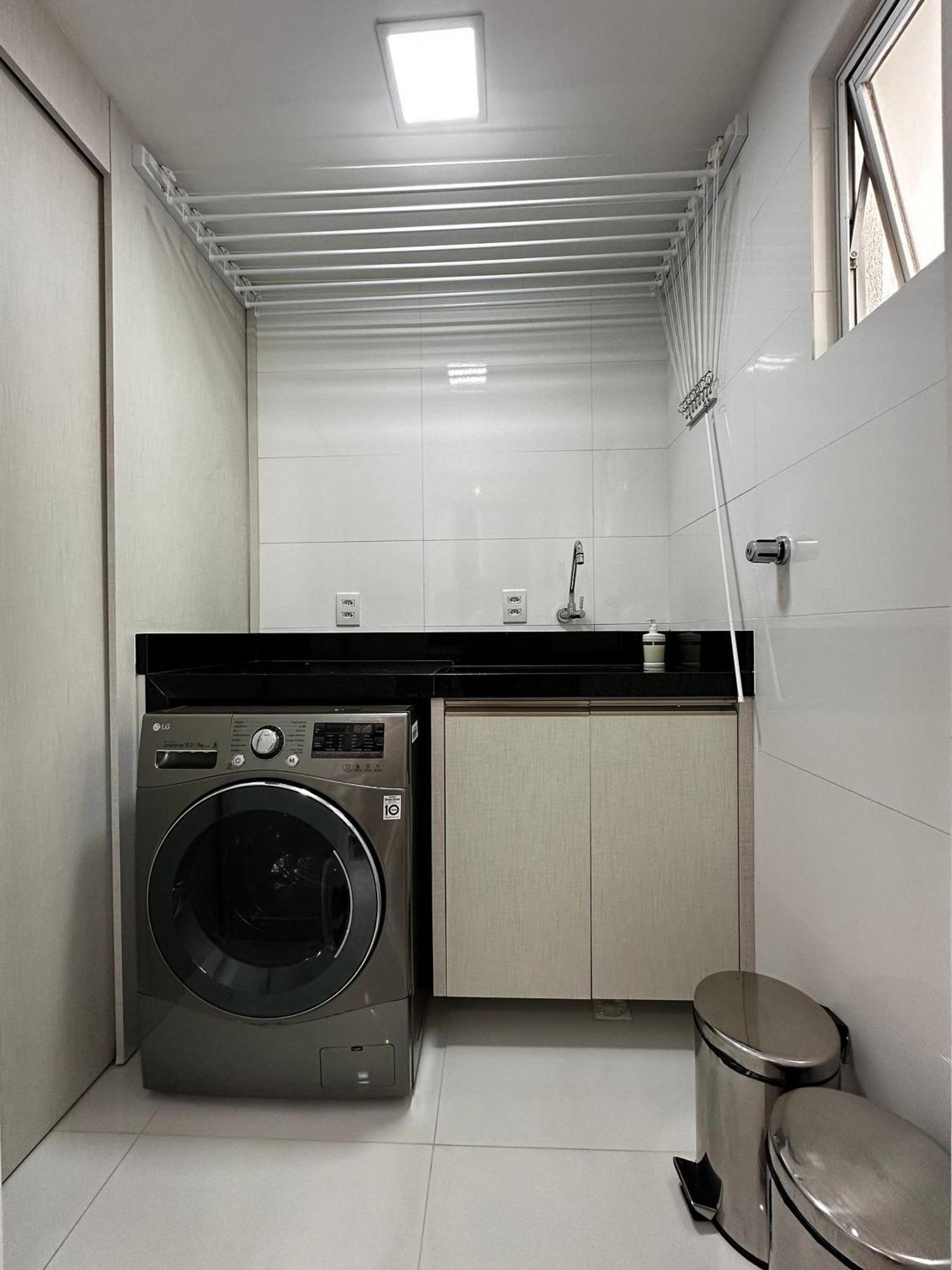 Vh01- 2 | Pe Na Areia | Vista Mar | Garagem Apartamento Balneario Camboriu