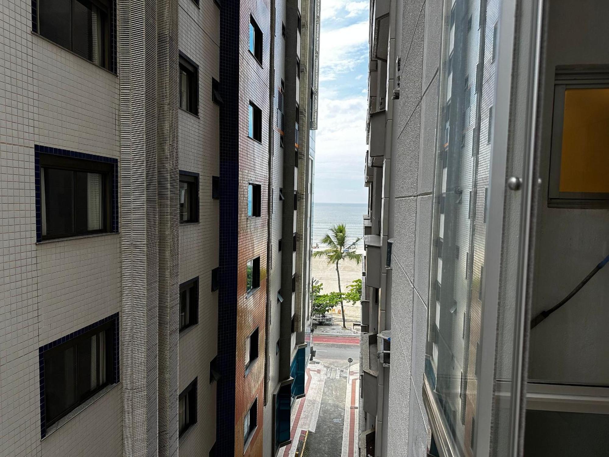Vh01- 2 | Pe Na Areia | Vista Mar | Garagem Balneario Camboriu